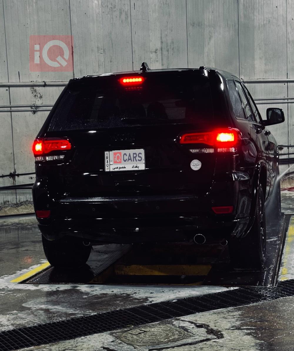 جيب جراند شيروكي